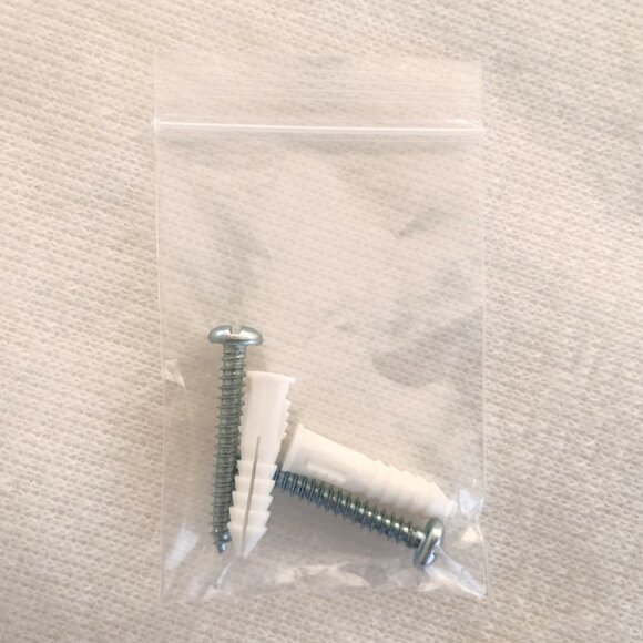 Handcrafted Oak .223 Rifle Casing Key Holder – 13" Gun Enthusiast Wall Rack - Picture 6 of 6